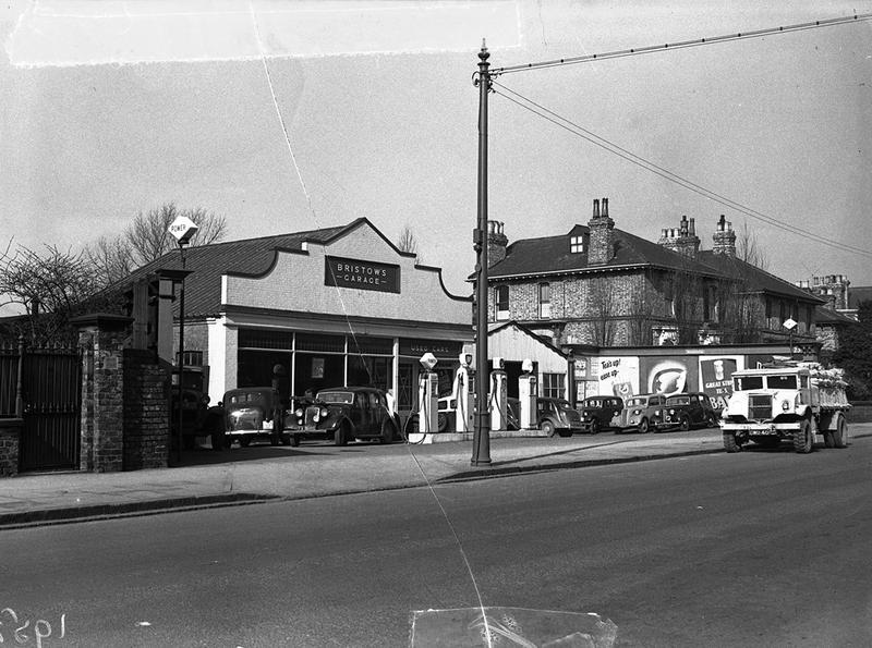 Bristow's Garage, Fulford Road, early 1950s.