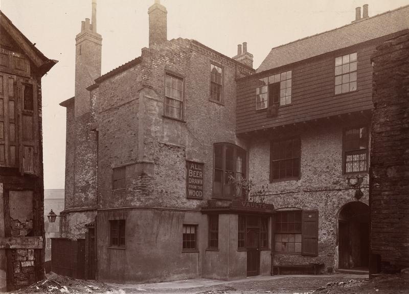 Rear of the White Swan Inn on Pavement, 1911.